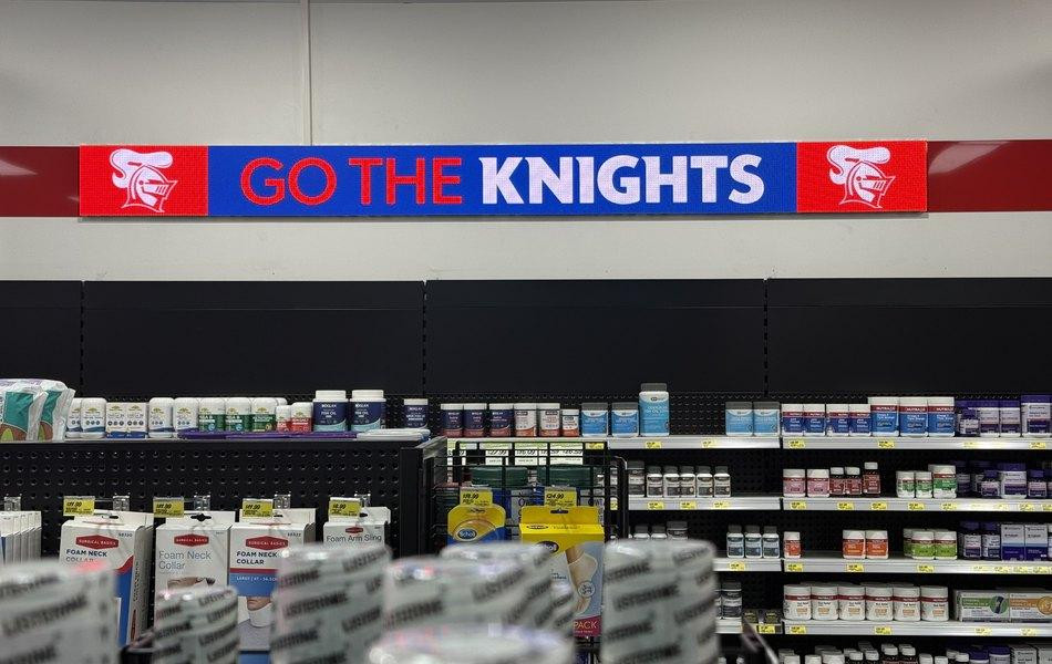 projects 900x600 pharmacy-4-less-kotara-go-the-knights-led-screen